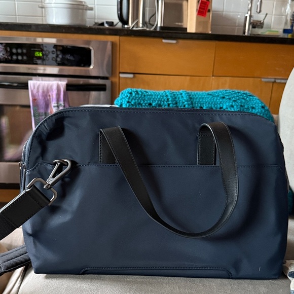 Away Everywhere Bag Navy - Picture 1 of 6